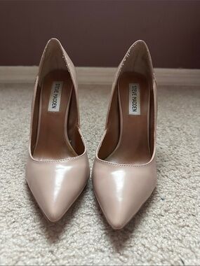 Steve Madden Blush Patent Pointed-Toe Pumps